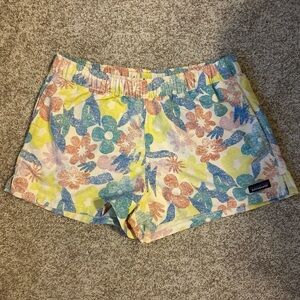 Patagonia barely baggies shorts women’s Sz S